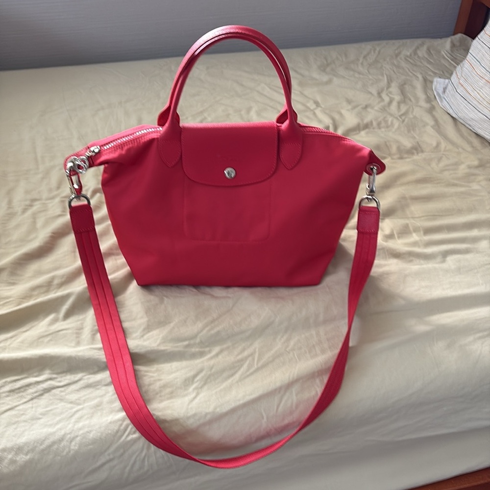 Longchamp Le Pilage Neo Medium Handbag - Picture 4 of 10